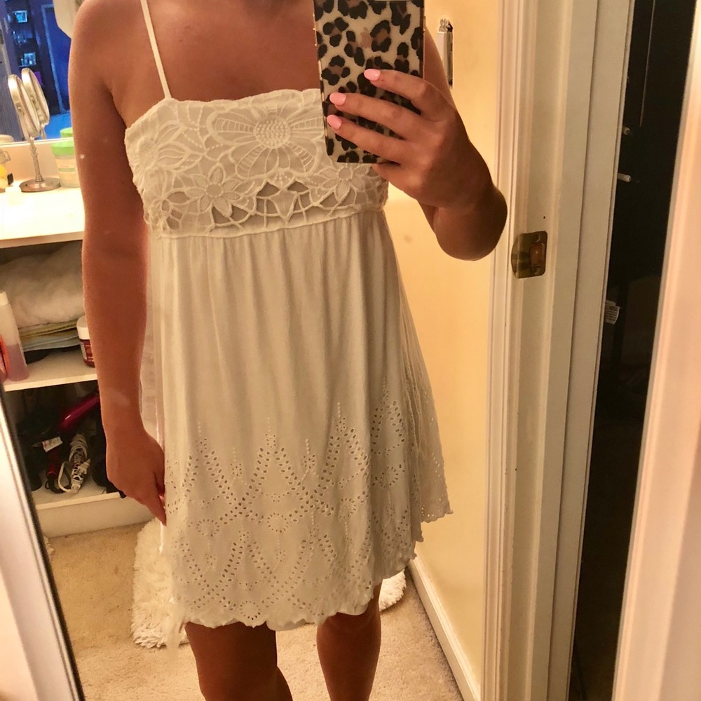 White dress - Fiore Boutique